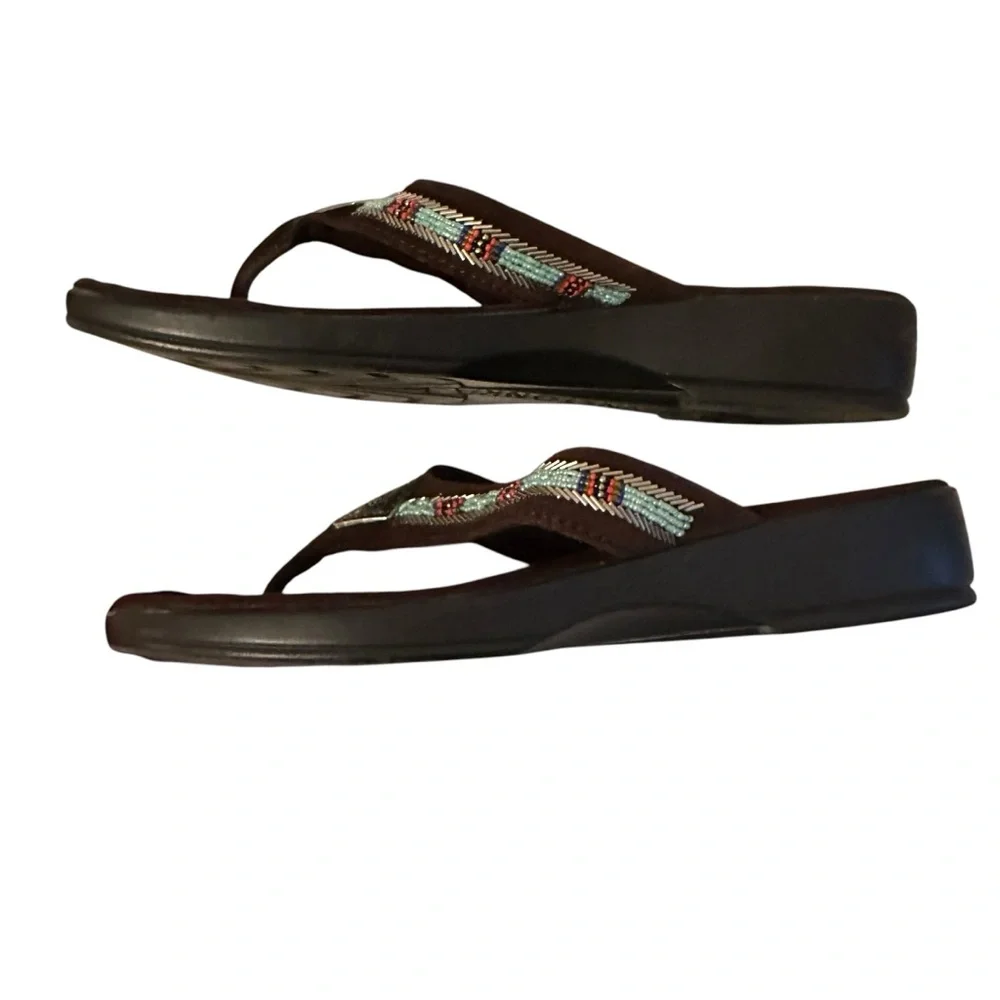 Minnetonka Leather Thong Sandals 8